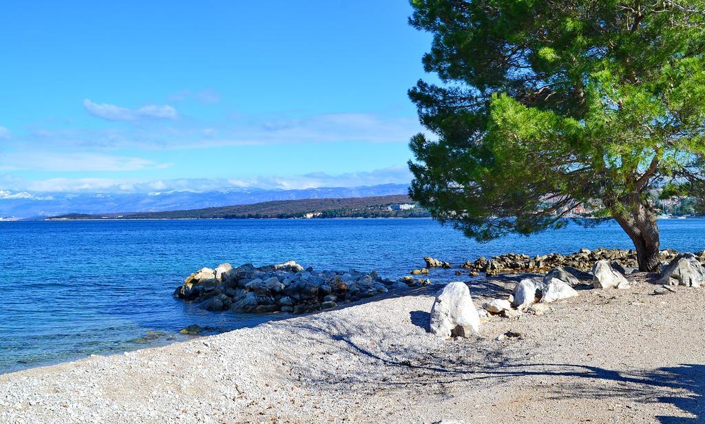 Holiday Home Olea Malinska Bagian luar foto
