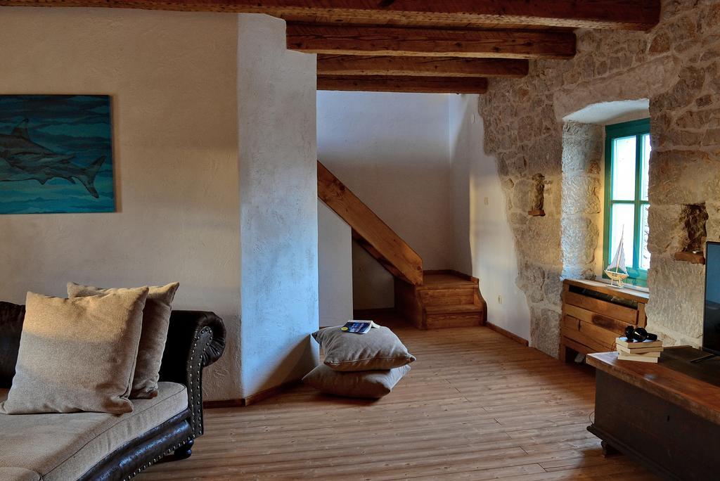 Holiday Home Olea Malinska Bagian luar foto