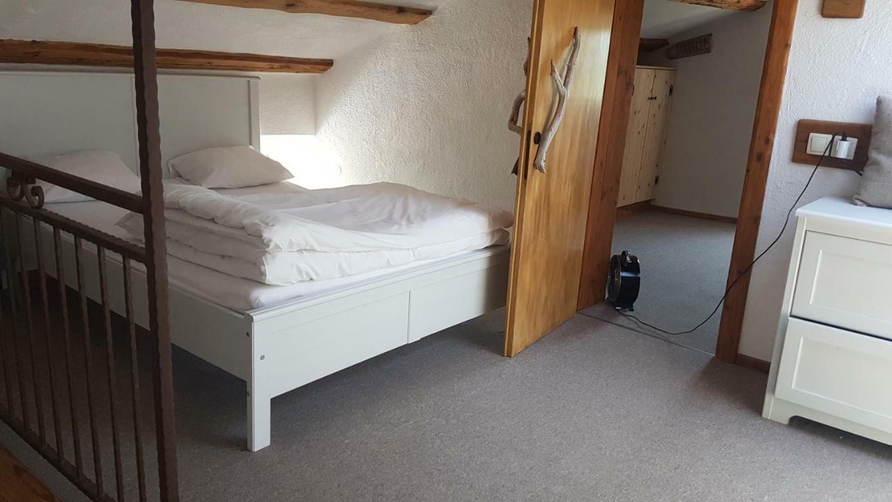 Holiday Home Olea Malinska Bagian luar foto
